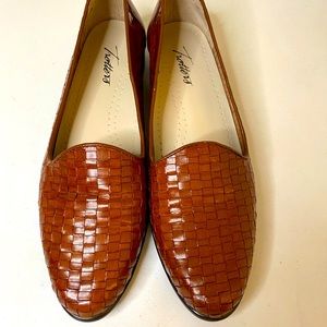 Trotters Liz Leather Loafer 7 1/2 N